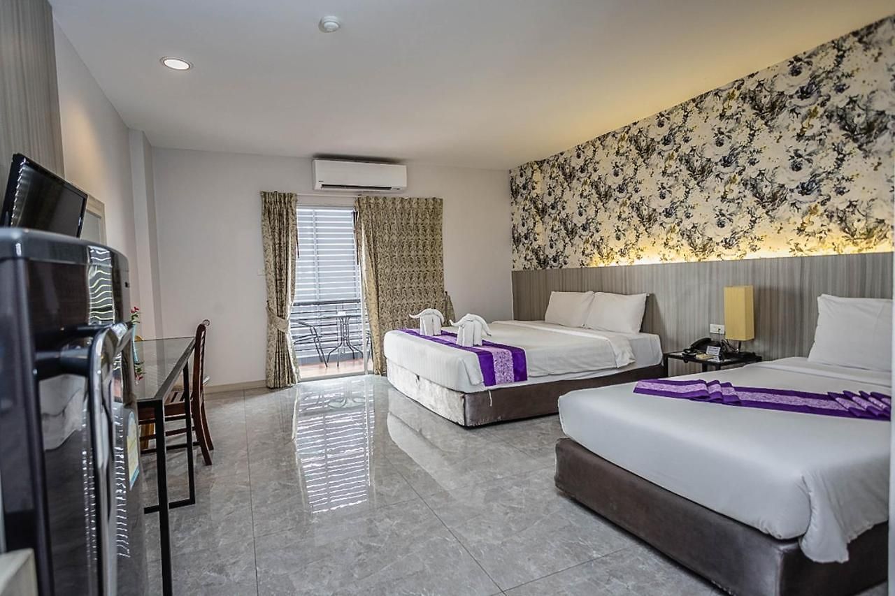 Hotel Embryo 4*