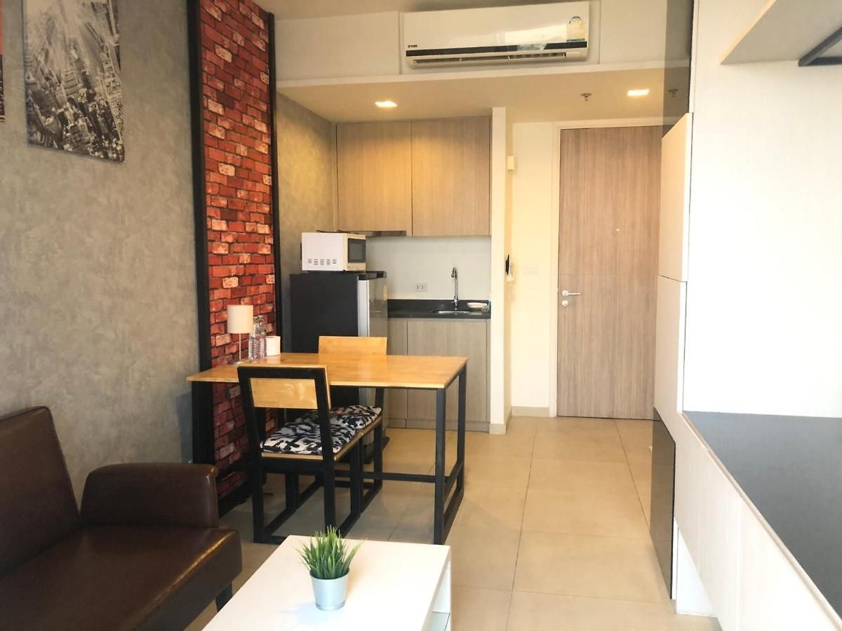 อพาร์ตโฮเทล Unixx South For Rent *