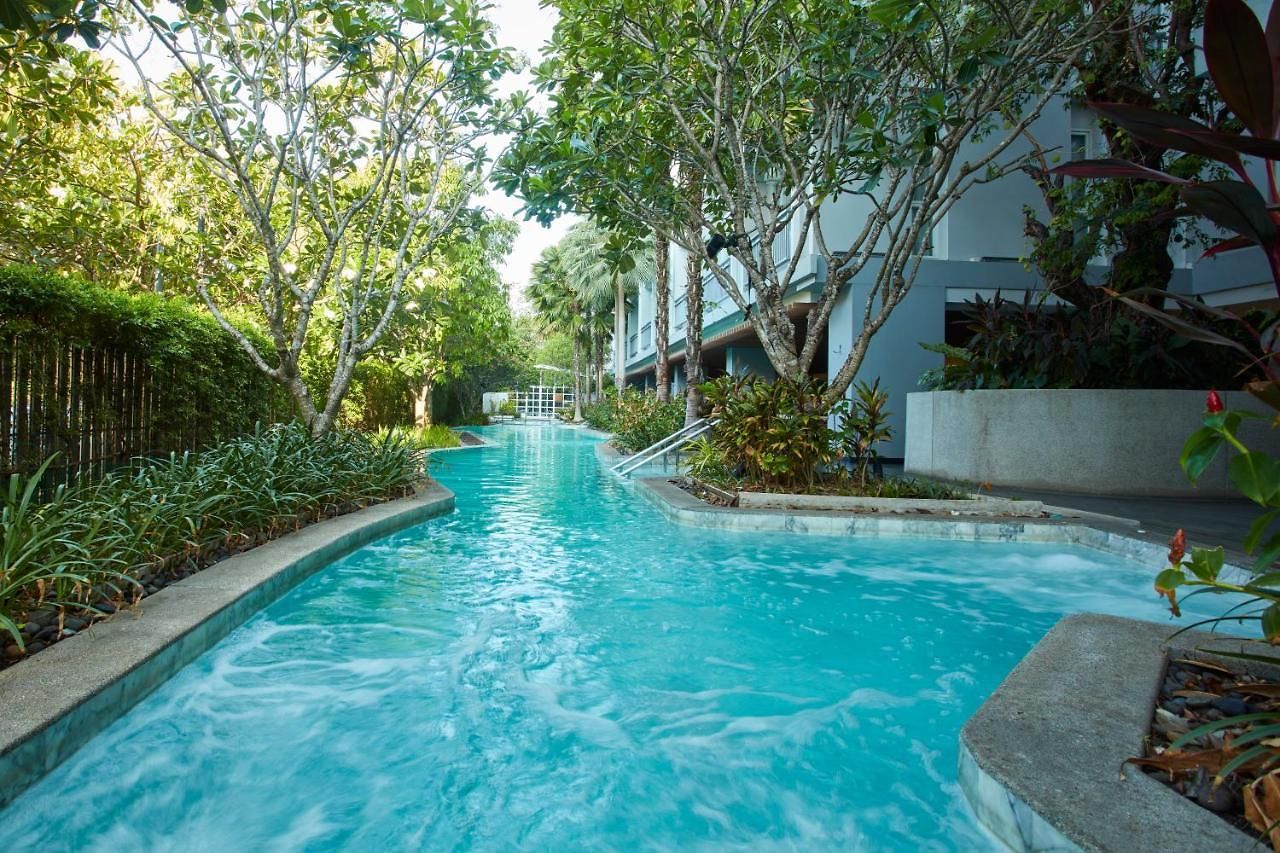 โรงแรม Health Land & 5*
