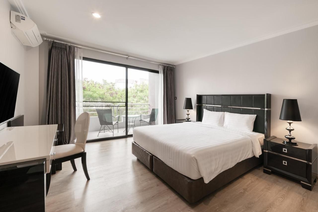 Sirin Exclusive And โรงแรม 4*