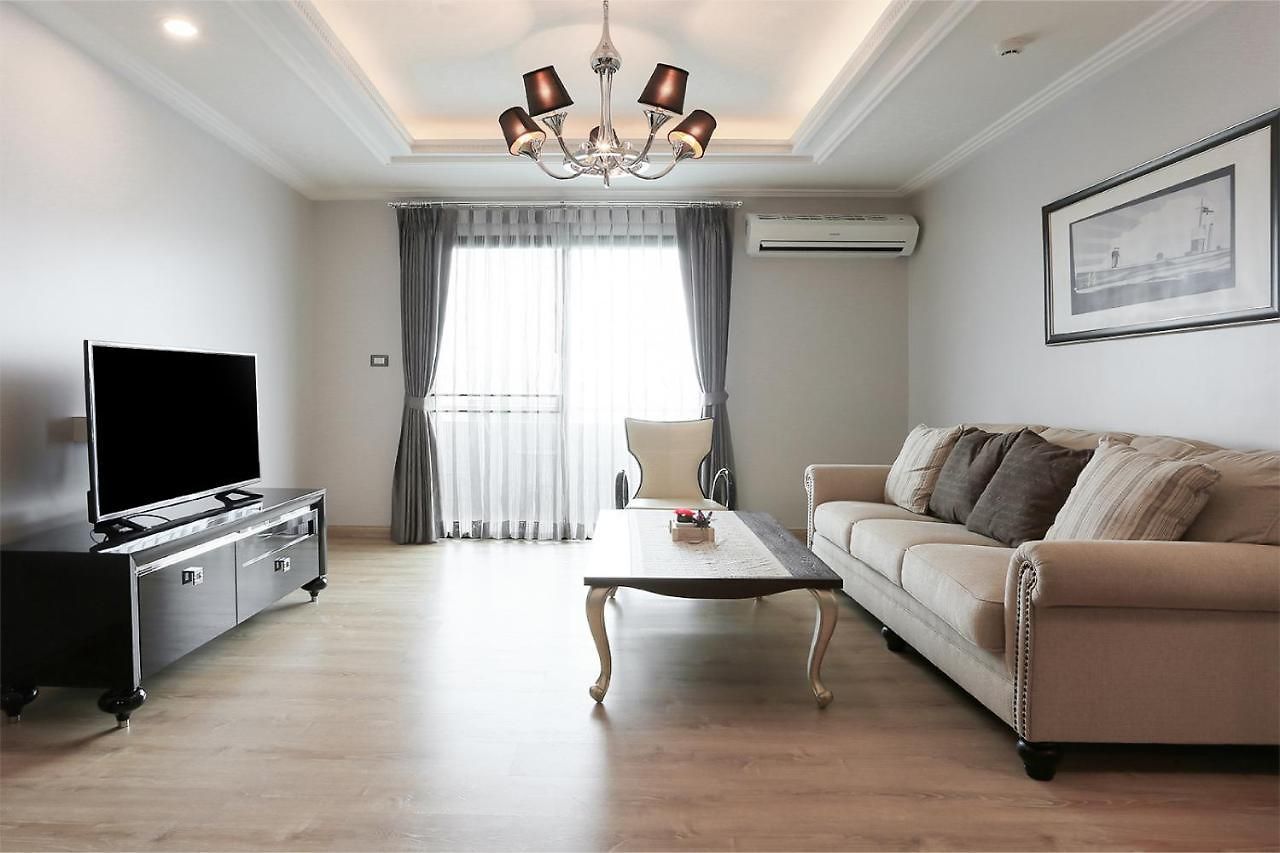 โรงแรม Sirin Exclusive And