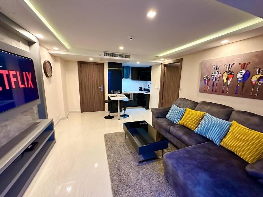 อพาร์ทเม้น Large Luxury - Centre - Grand Avenue Residences - 501 Pattaya