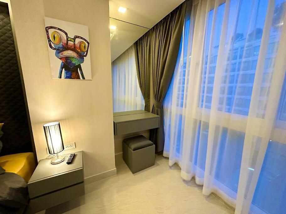 อพาร์ทเม้น Large Luxury - Centre - Grand Avenue Residences - 501
