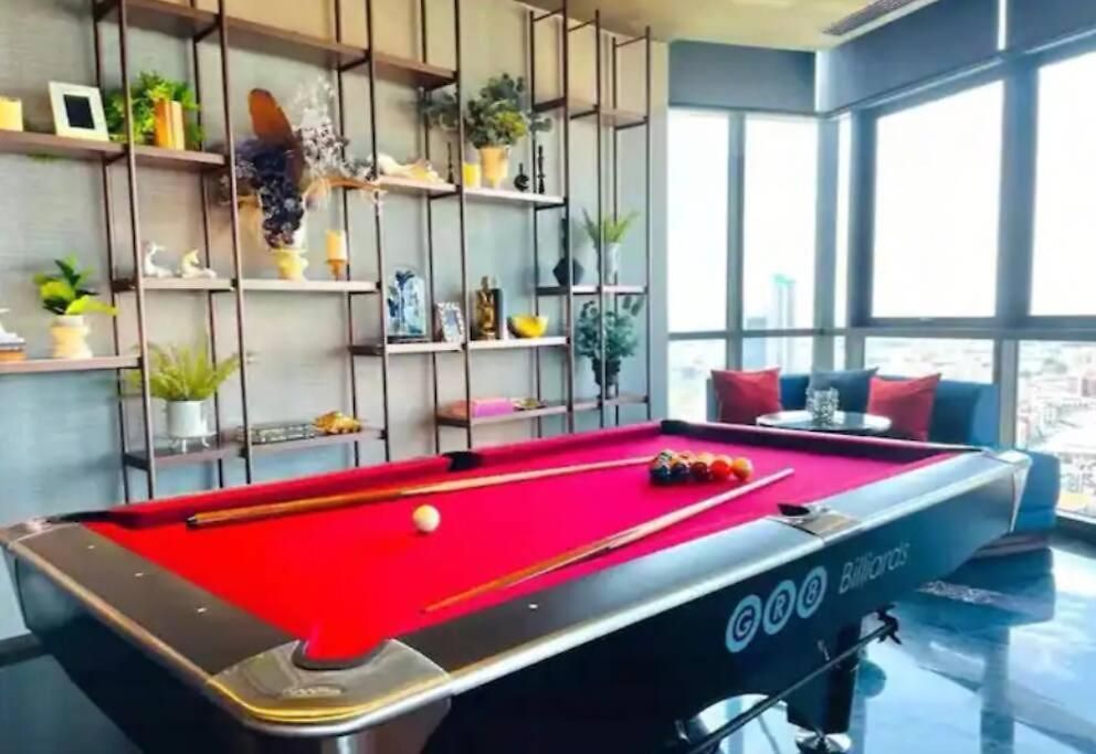 The Edge Seaview อพาร์ทเม้น *
