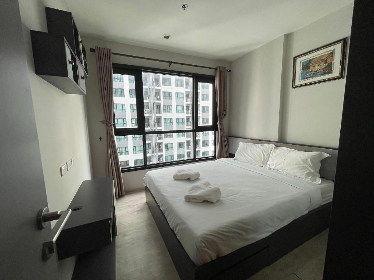 The Base Aparthotel