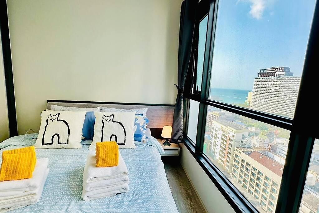 The Base Quiet King-bed With Infinity Pool & Free Netflix * Pattaya