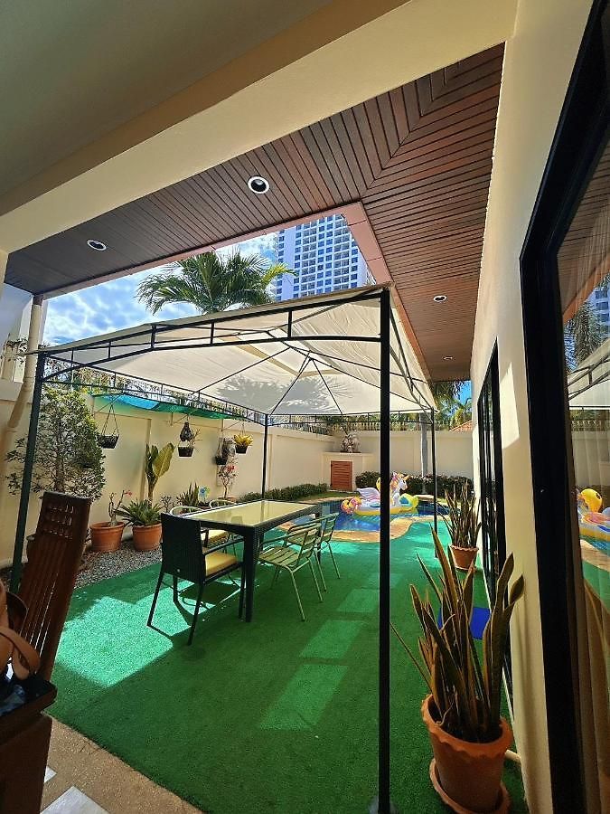 Mj22 Majestic Poolvillas 2 Bedrooms & Cozy วิลล่า