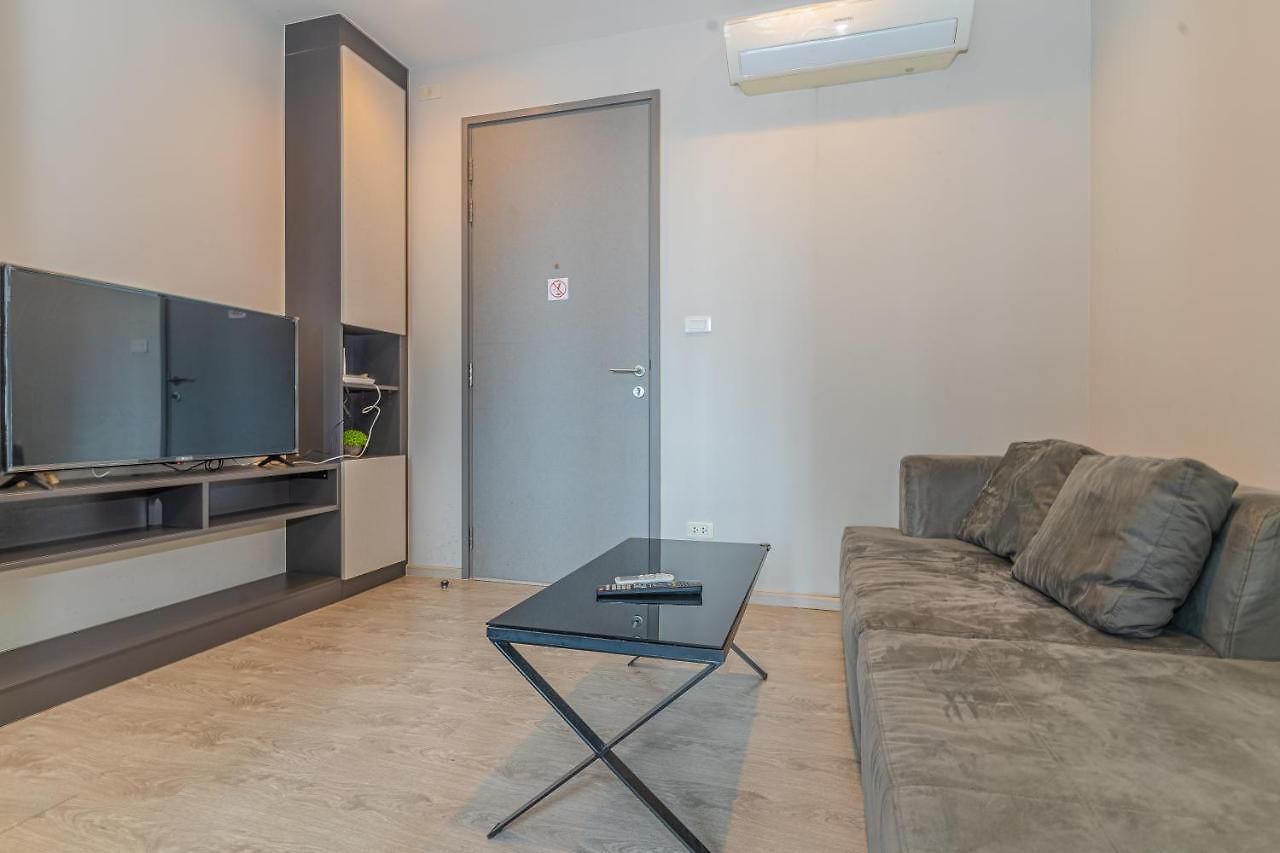 The Base 1 Bedroom * Pattaya