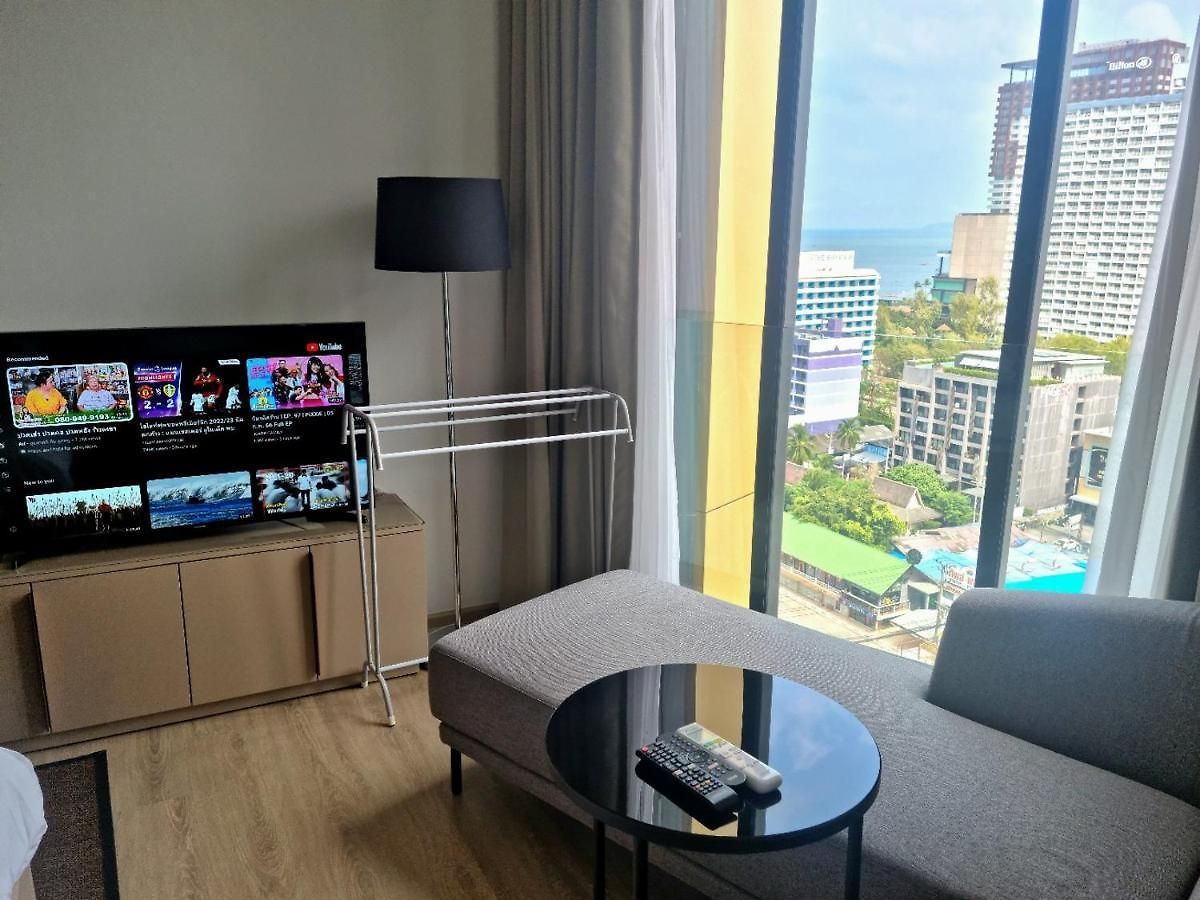 อพาร์ทเม้น Edge Near Walking Street Pattaya