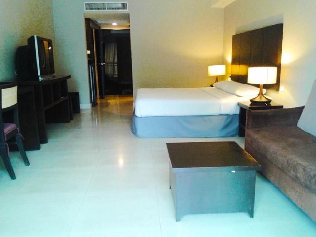 โรงแรม Summer Spring Pattaya