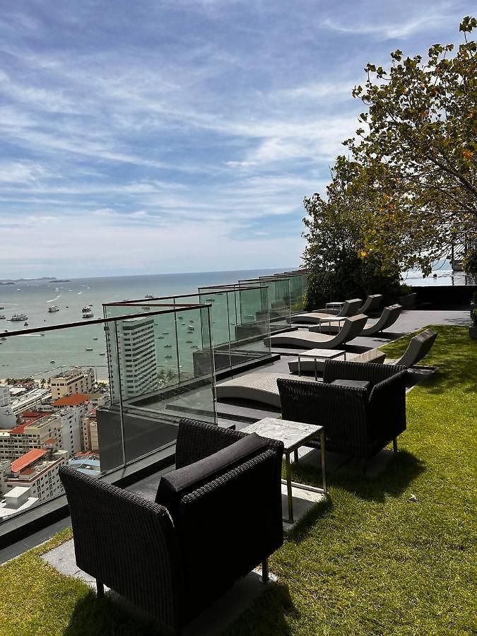 อพาร์ทเม้น Edge Central Pattaya