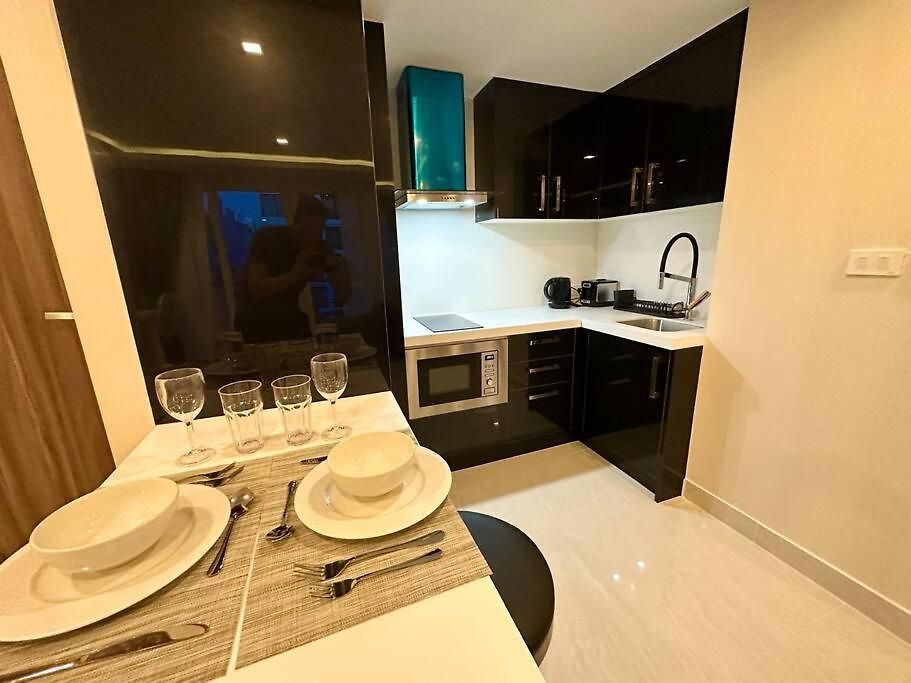 อพาร์ทเม้น Large Luxury - Centre - Grand Avenue Residences - 501 Pattaya