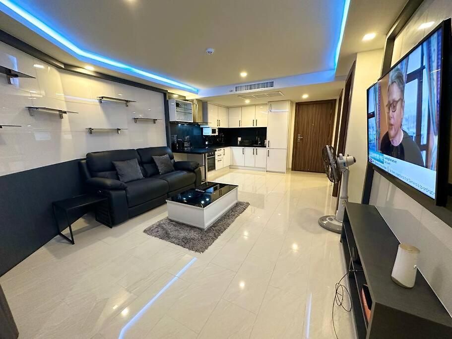 Large Luxury - Centre - Grand Avenue Residences, Pool View - 716 อพาร์ทเม้น Pattaya