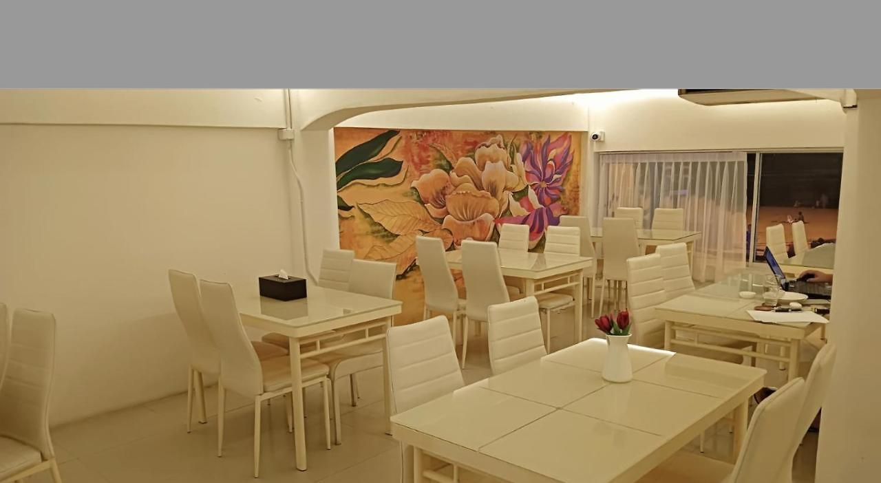 รีสอร์ท Genie's - Boutique & Lounge Pattaya