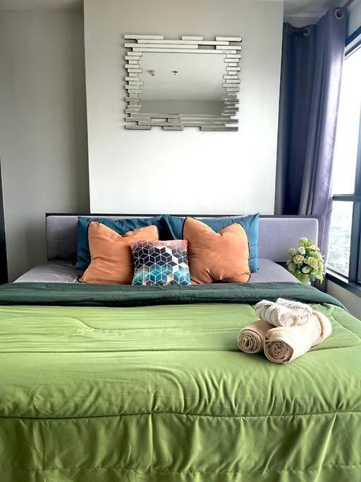 The Base 2bed King&queen Sky Seaview & Infinity Pool อพาร์ทเม้น