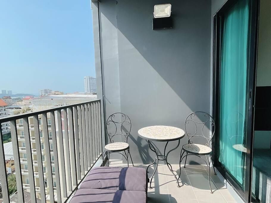 Base 2bed King&queen With Infinity Pool & Free Netflix! * Pattaya