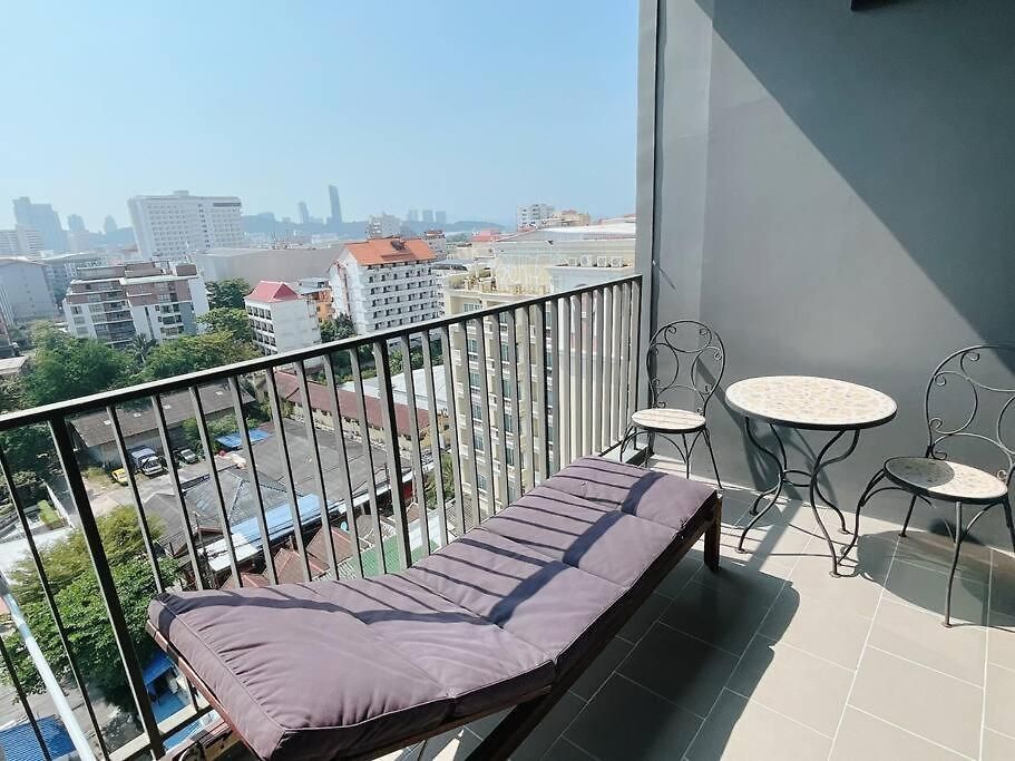 Base 2bed King&queen With Infinity Pool & Free Netflix!
