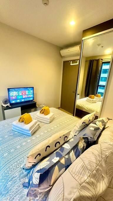 อพาร์ทเม้น The Base Quiet King-bed With Infinity Pool & Free Netflix Pattaya