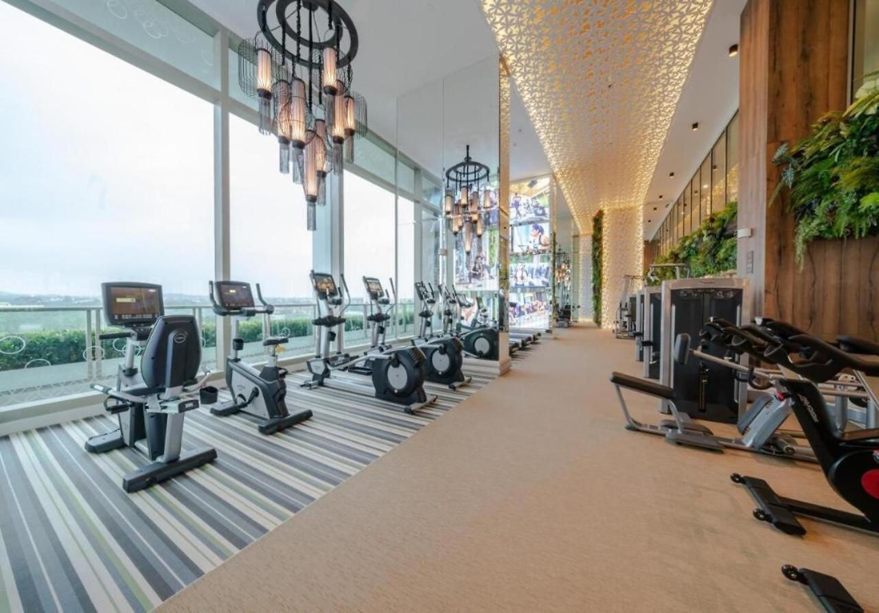 Riviera Jomtien L High Floor L 4 Pools L Sauna L Gym อพาร์ทเม้น