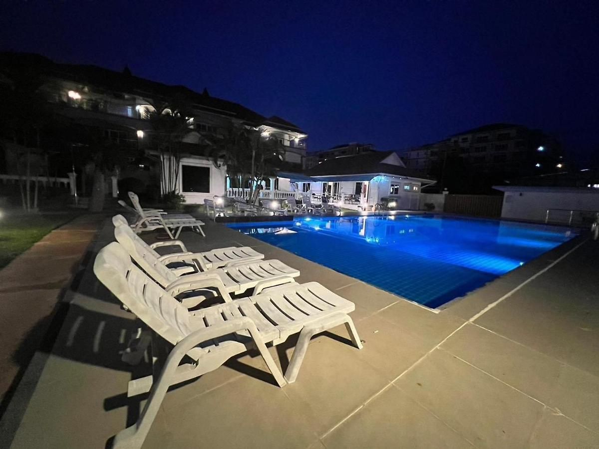 3-2br Huge Pool, Bbq, 300m-beach, 8 Mins To Walking Street Pattaya