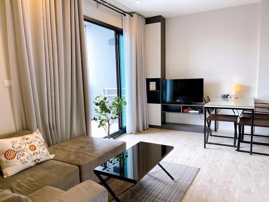 อพาร์ทเม้น The Base 2bed King&queen With Infinity Pool Pattaya