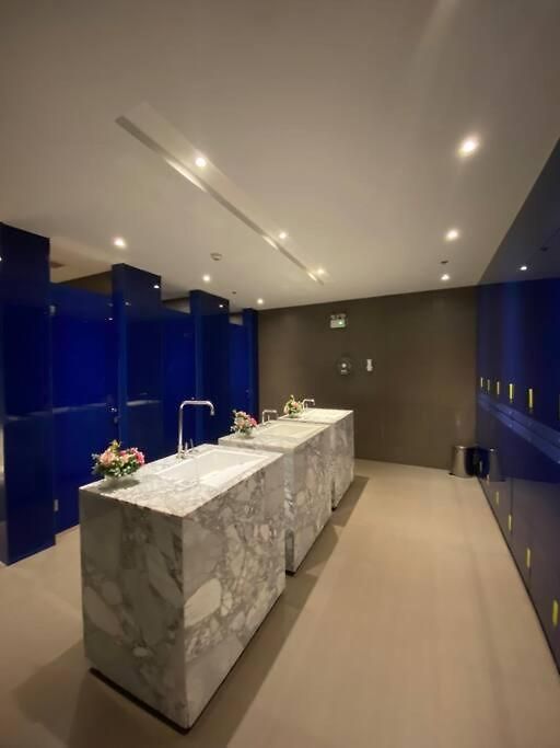 The Base 2bed King&queen With Infinity Pool อพาร์ทเม้น