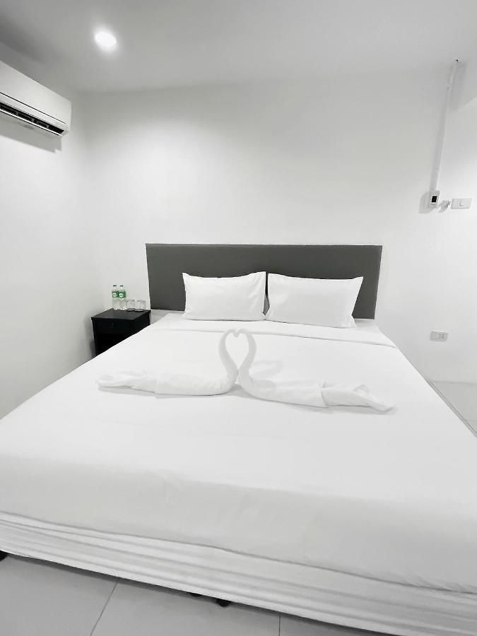 รีสอร์ท Genie's - Boutique & Lounge Pattaya