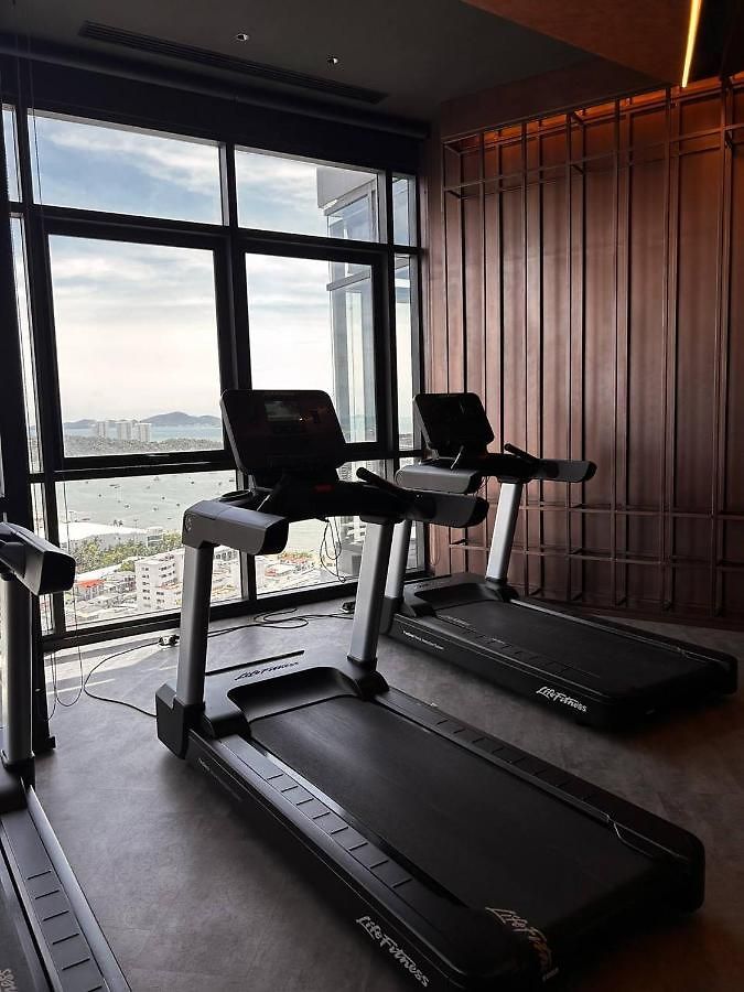 อพาร์ทเม้น Edge Central