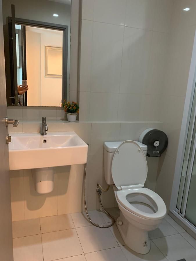 Base Aparthotel