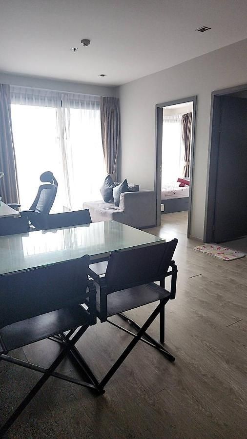 Base * Pattaya