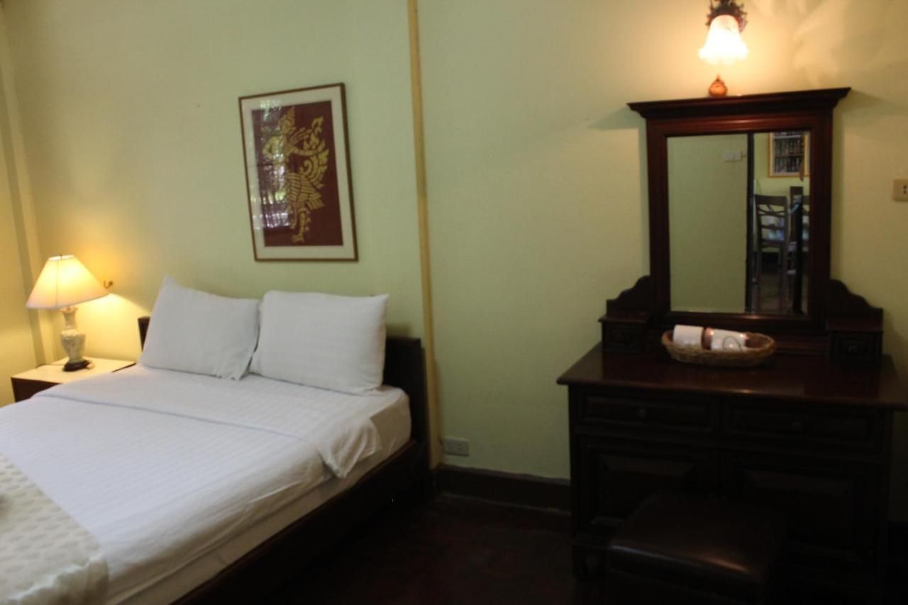 Safari Riviera โรงแรม