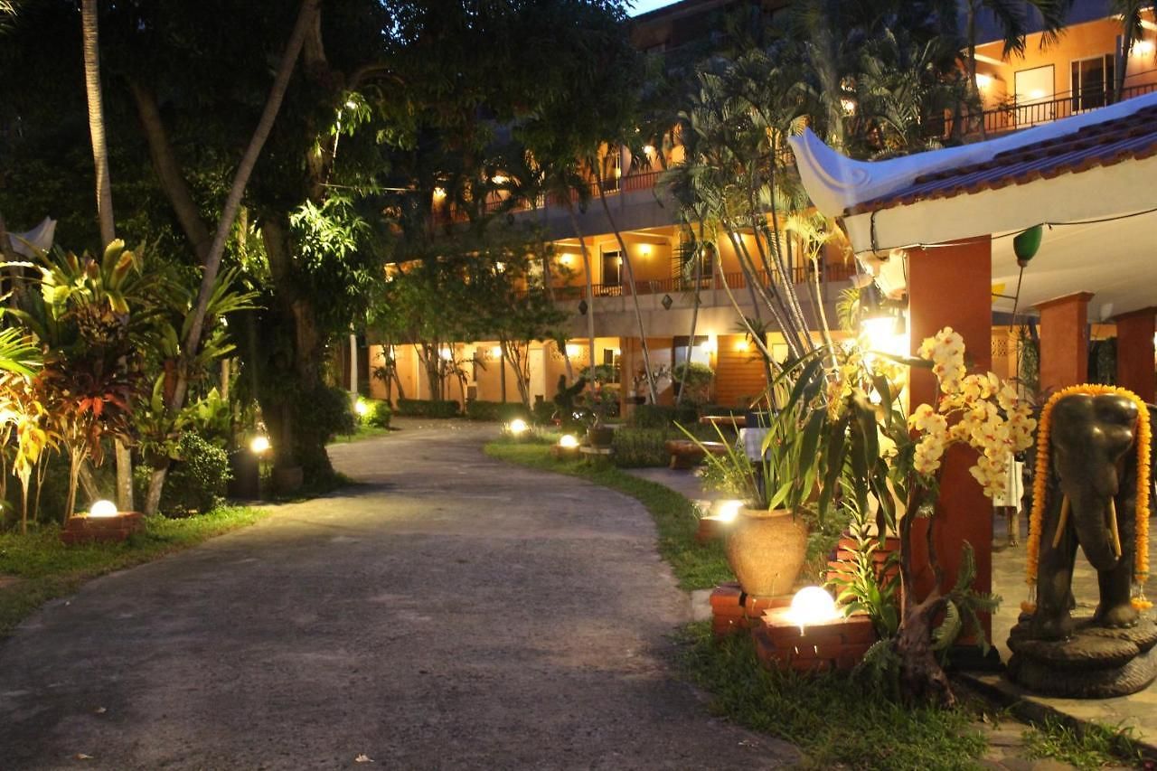 โรงแรม Safari Riviera 3*