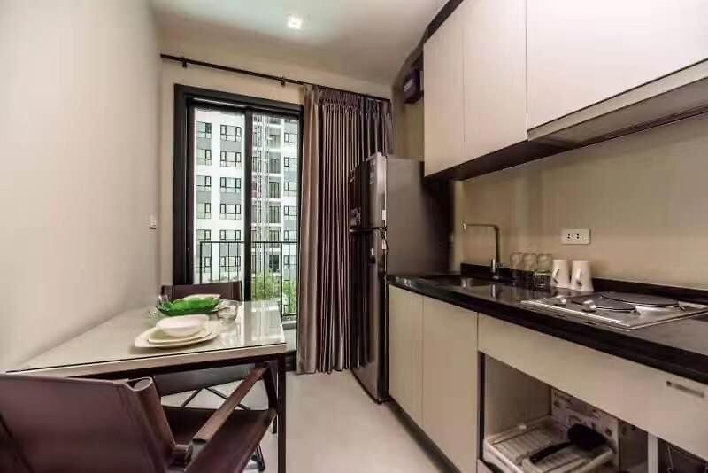 อพาร์ตโฮเทล The Base Pattaya