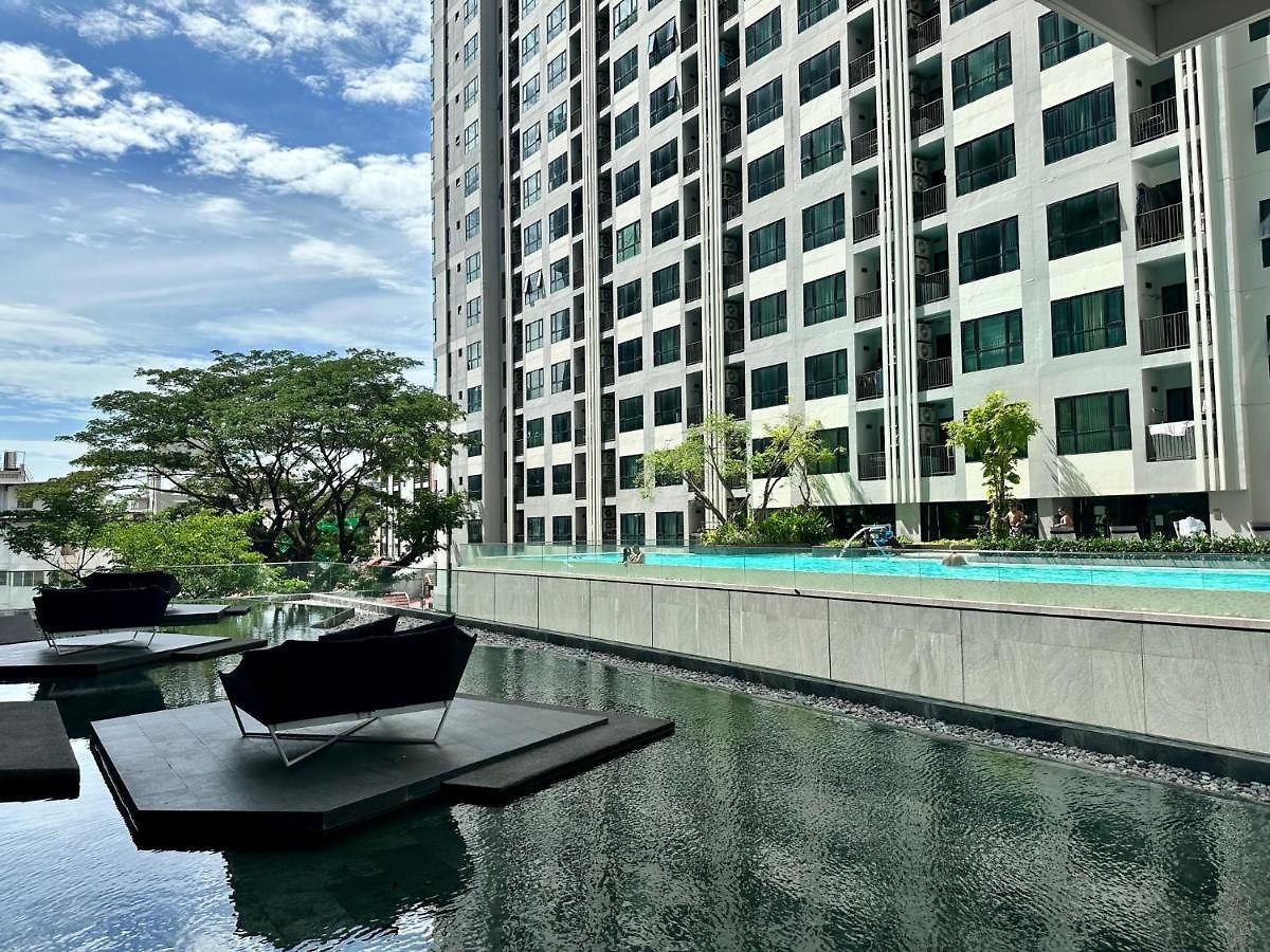 Location With Swimming Pool, Gym, Sauna, Washing Mashine, Fast Internet In Of อพาร์ทเม้น *