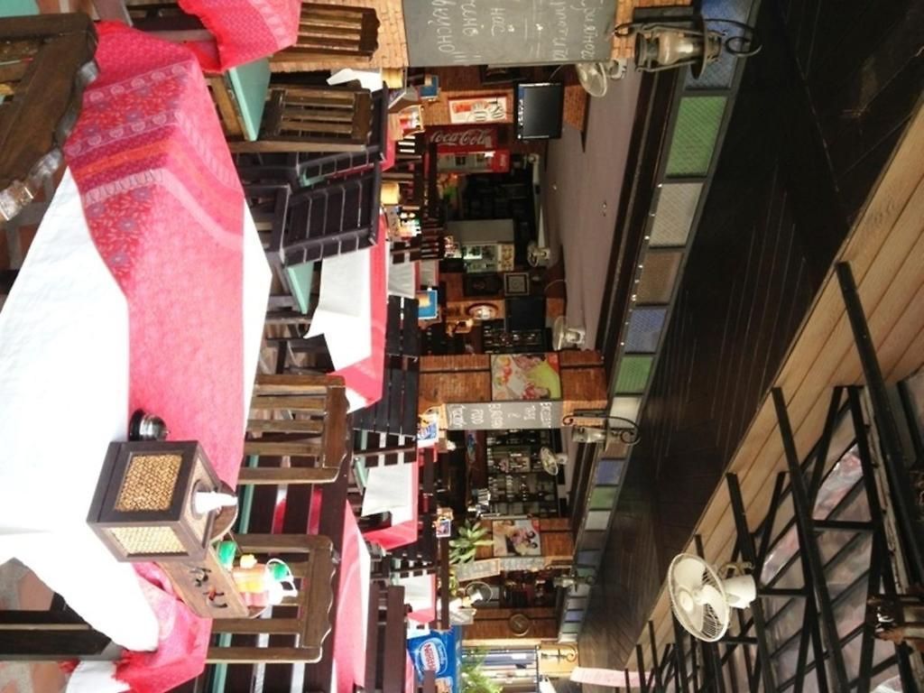 โรงแรม Joy 2*