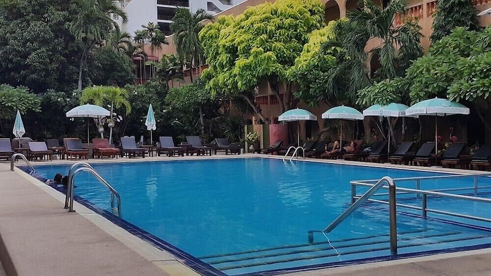 Sabai Nearby Marina โรงแรม