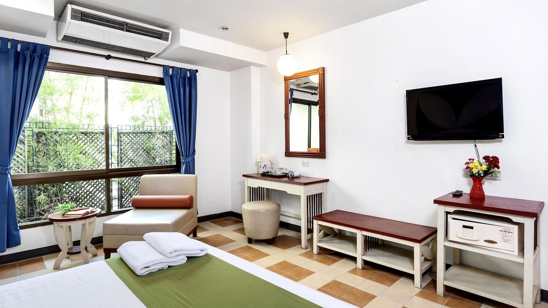 Sawasdee Sea View โรงแรม 3*