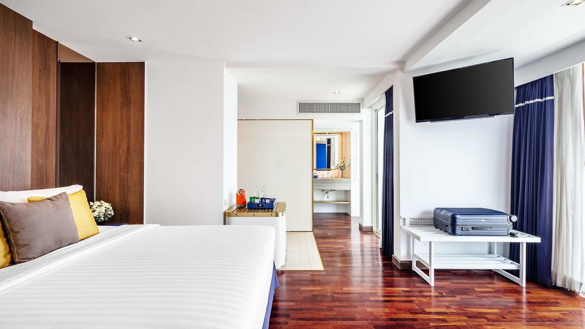 Blue Formerly A-one New Wing โรงแรม 4*
