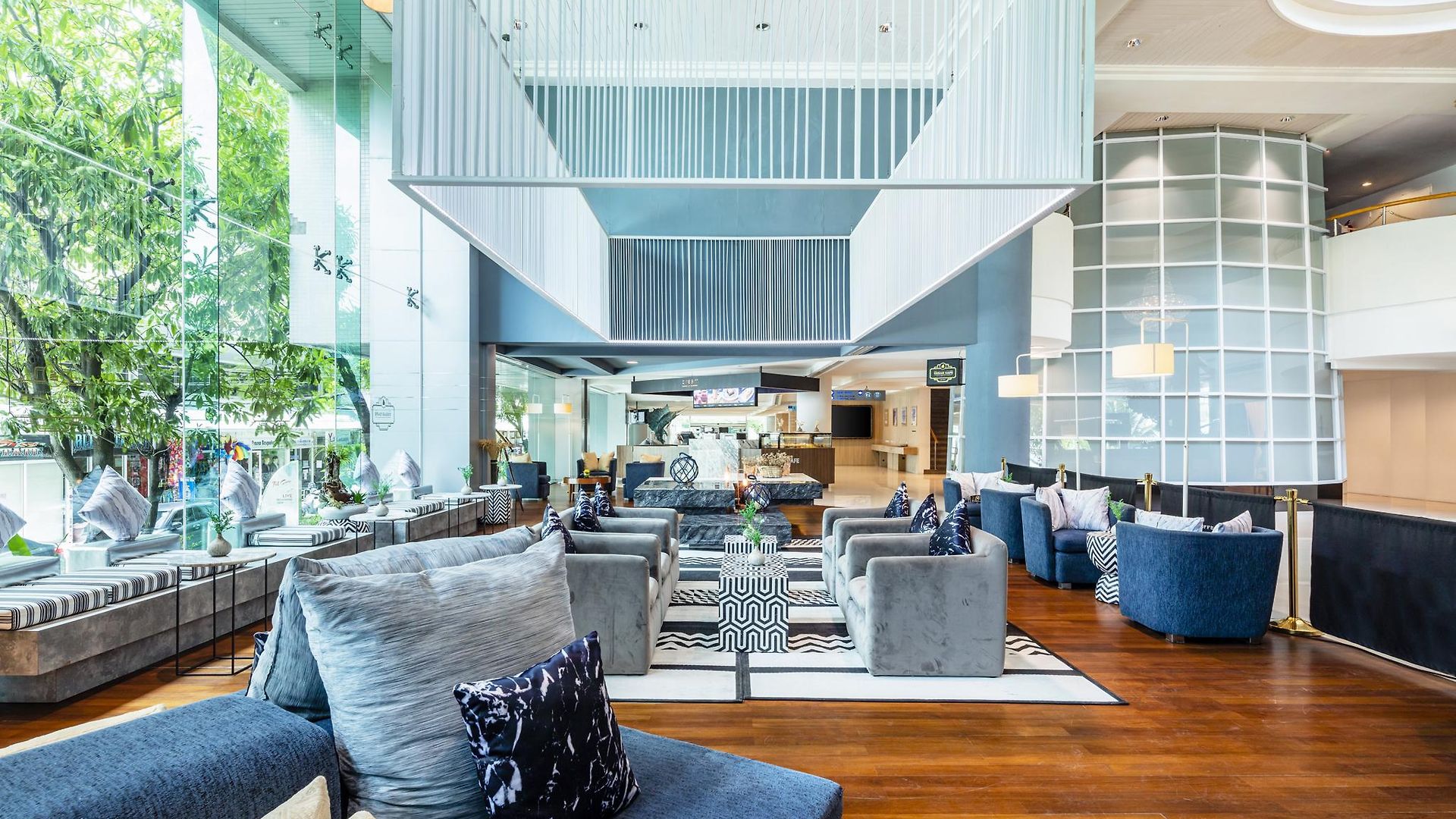 Blue Formerly A-one New Wing โรงแรม Pattaya