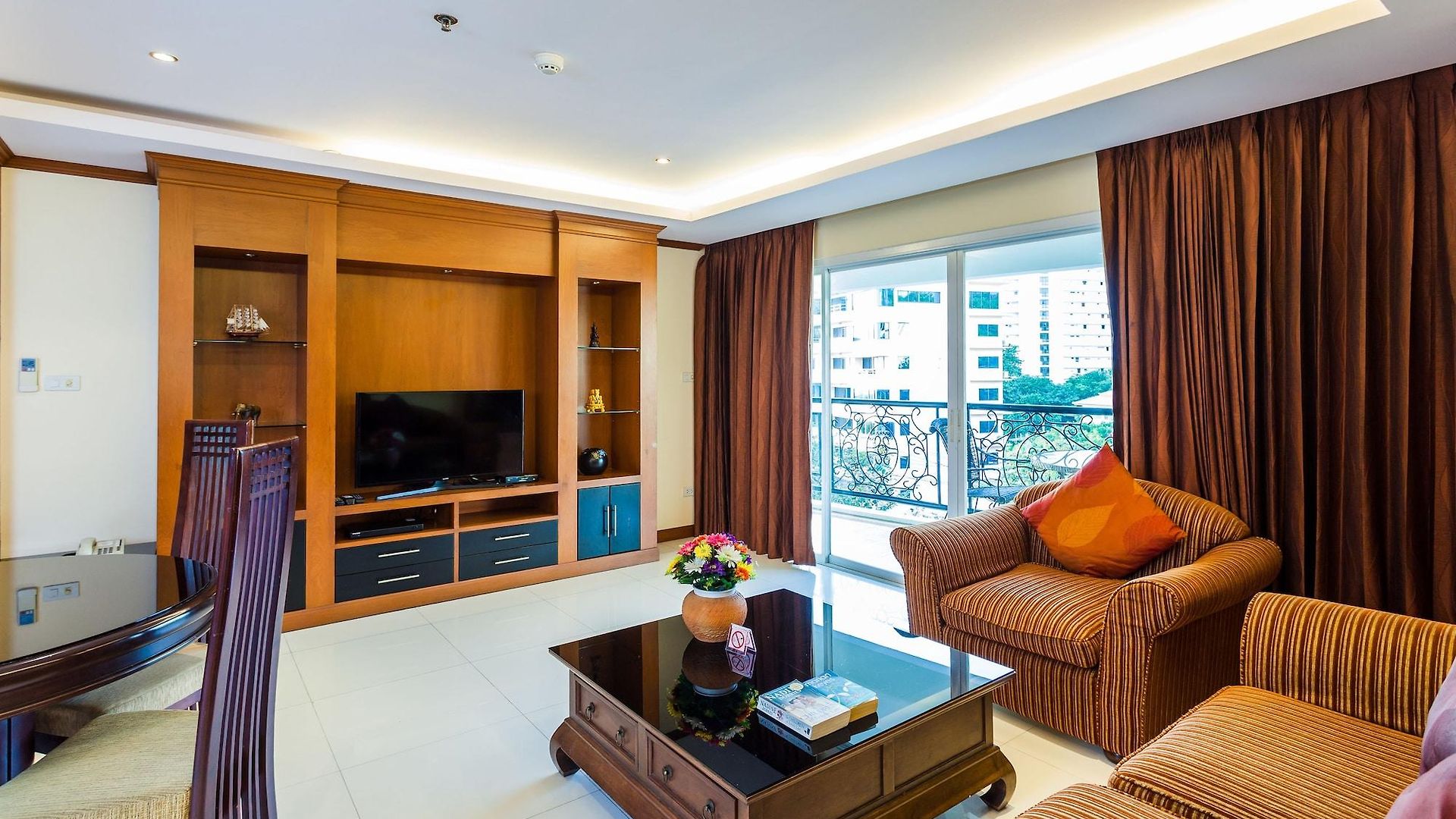 Tara Court โรงแรม Pattaya