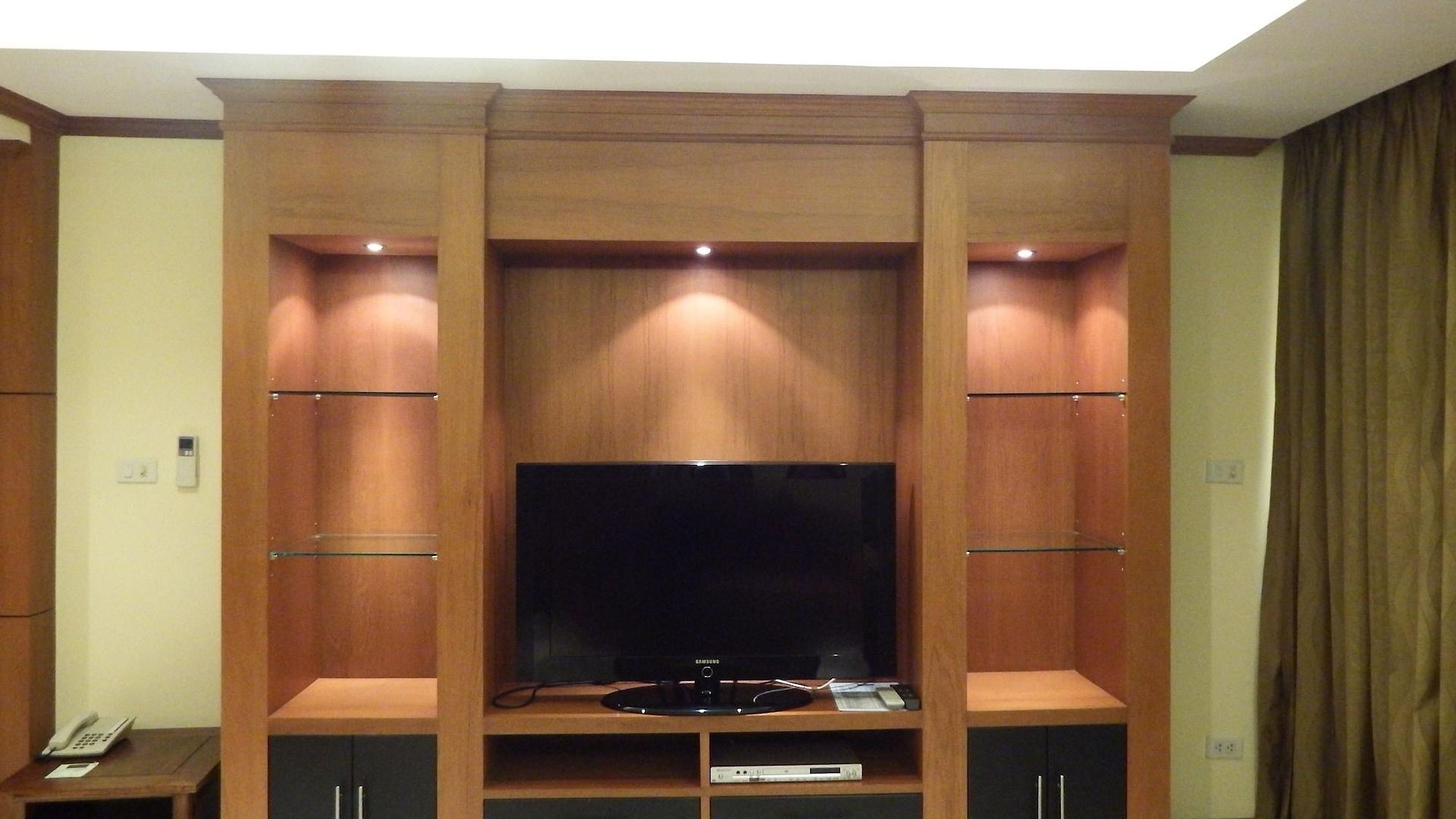 Tara Court 3*