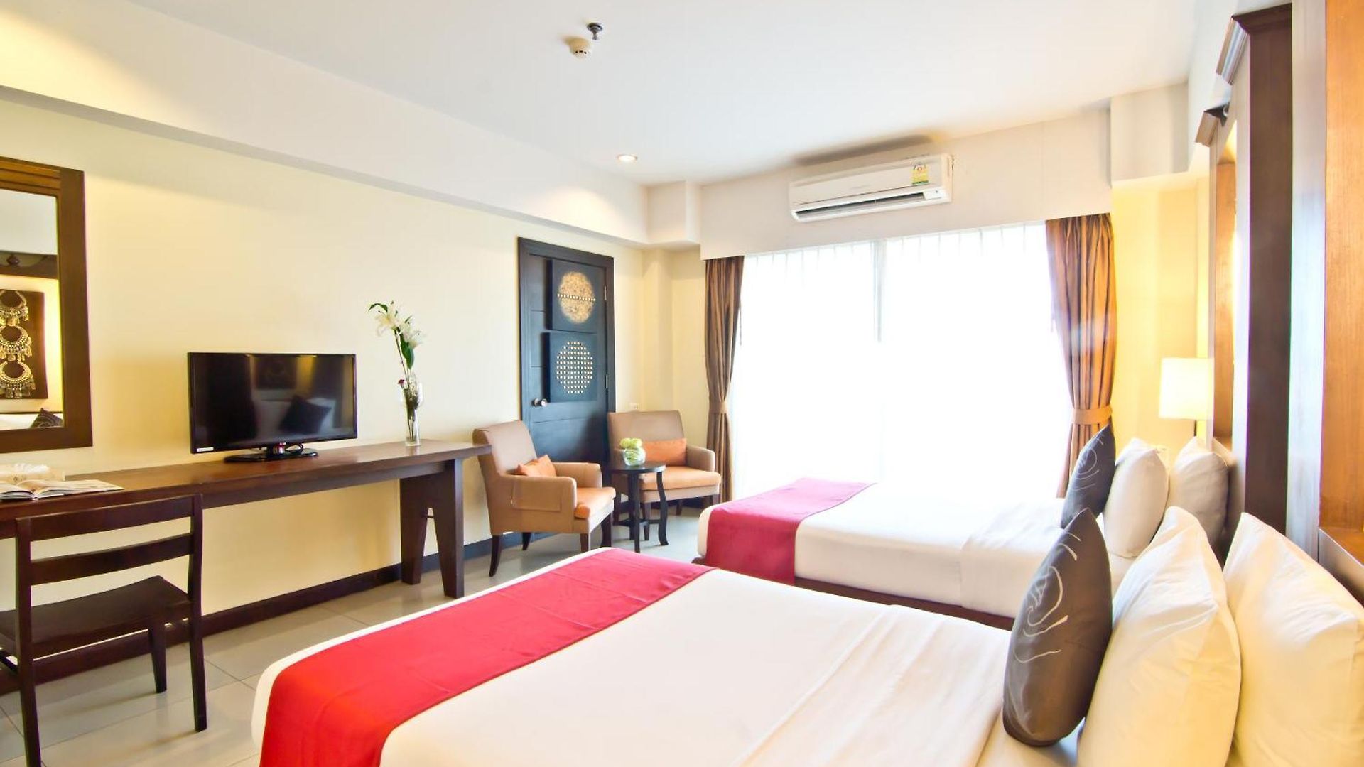 Golden Sea Pattaya