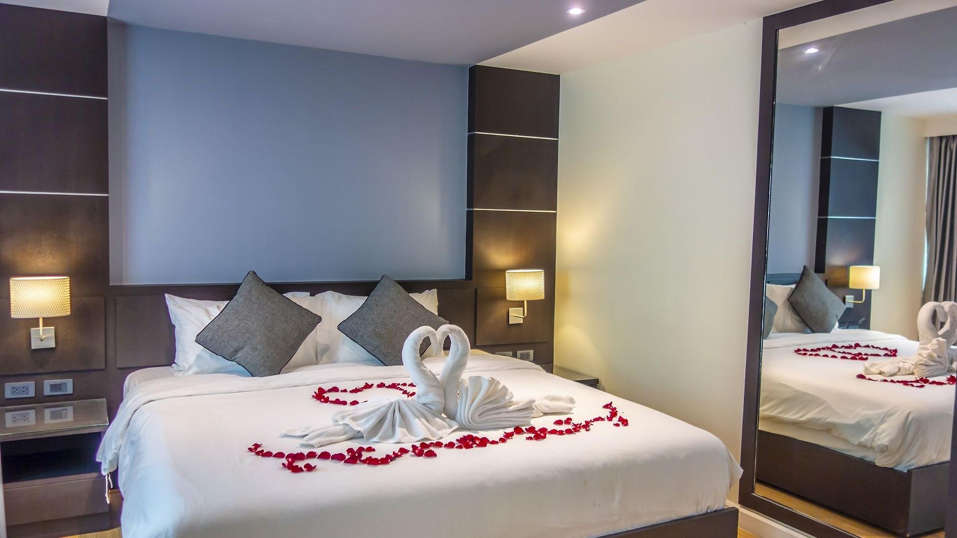 โรงแรม Unique Regency Pattaya