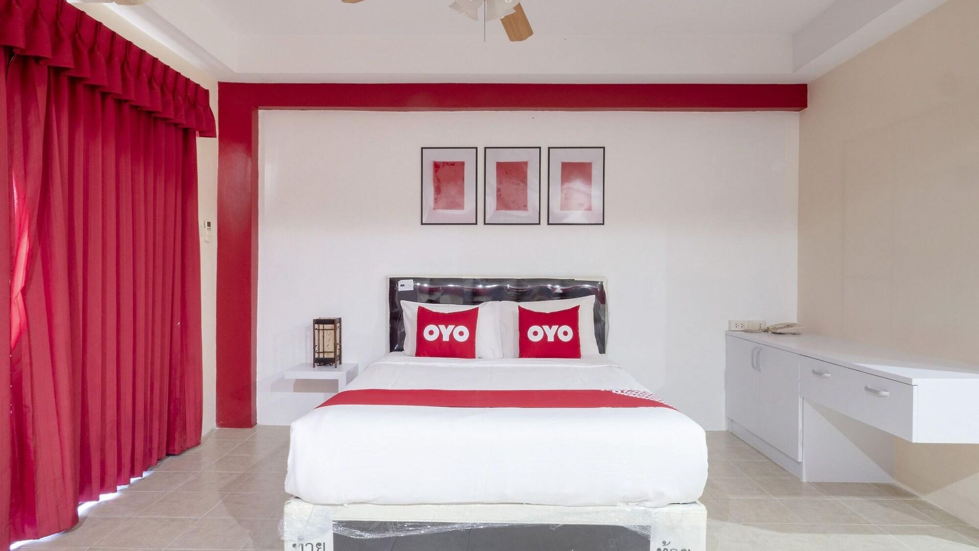 โรงแรม โอโย 75381 โรงแรมบิลลาบอง 2*
