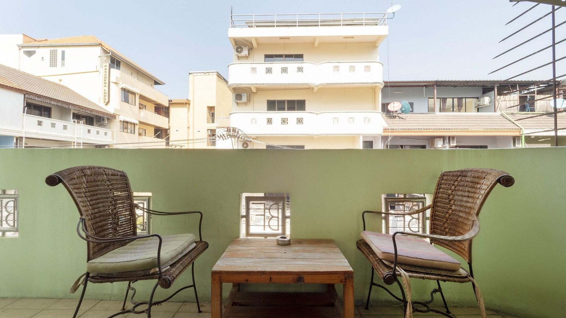 โรงแรม โอโย 75381 โรงแรมบิลลาบอง Pattaya