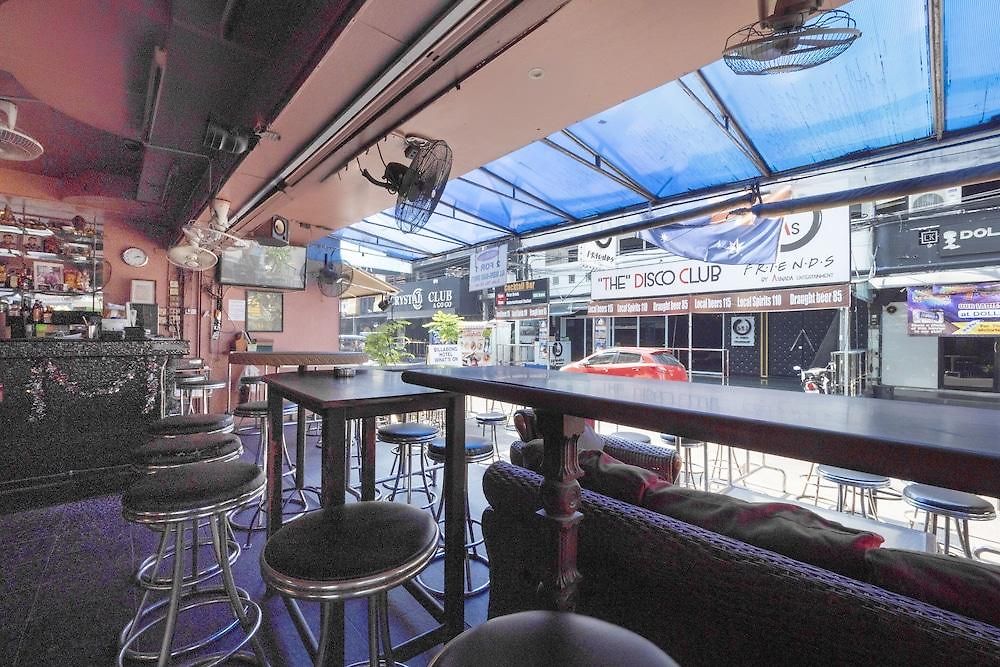 โรงแรม โอโย 75381 โรงแรมบิลลาบอง Pattaya