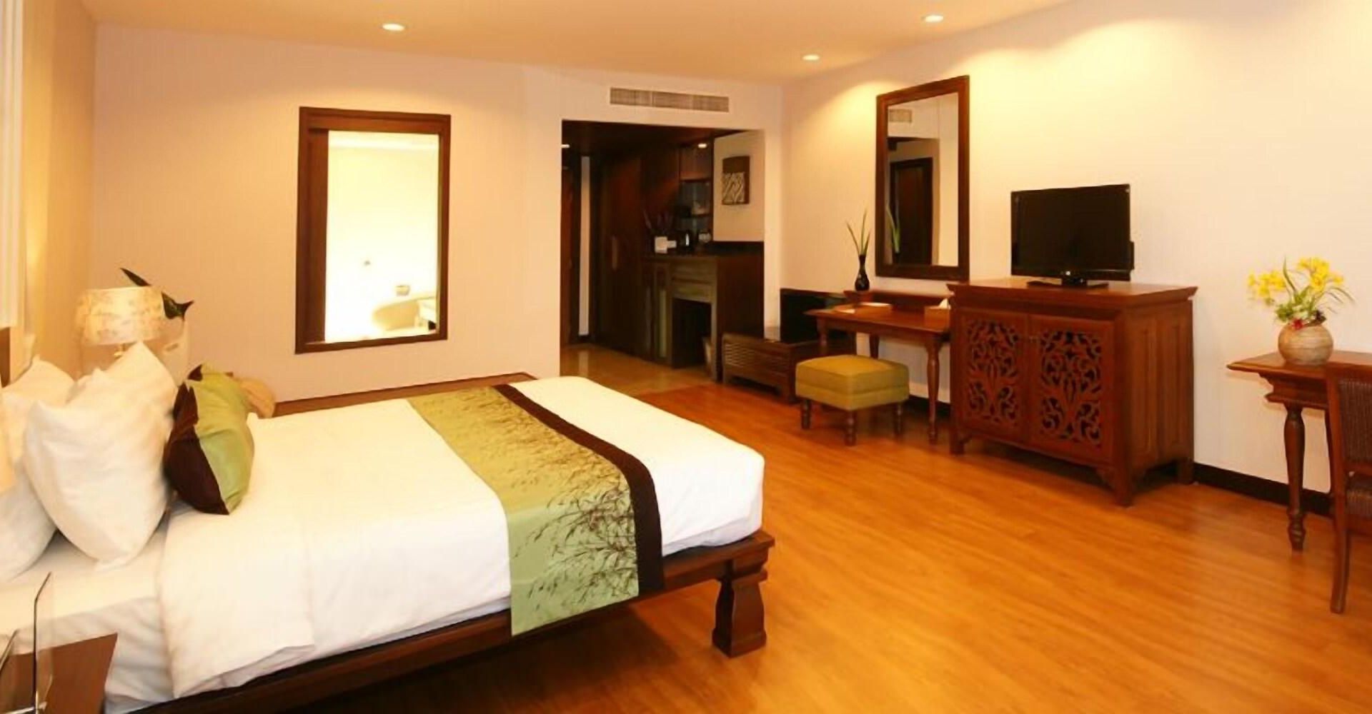 Resort The Heritage Beachfront 4*