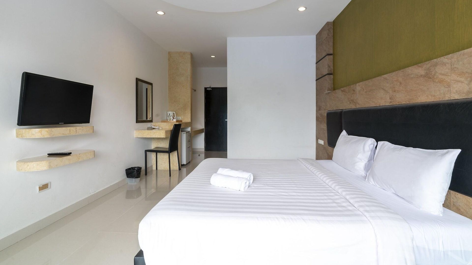 Tribe โรงแรม 3*