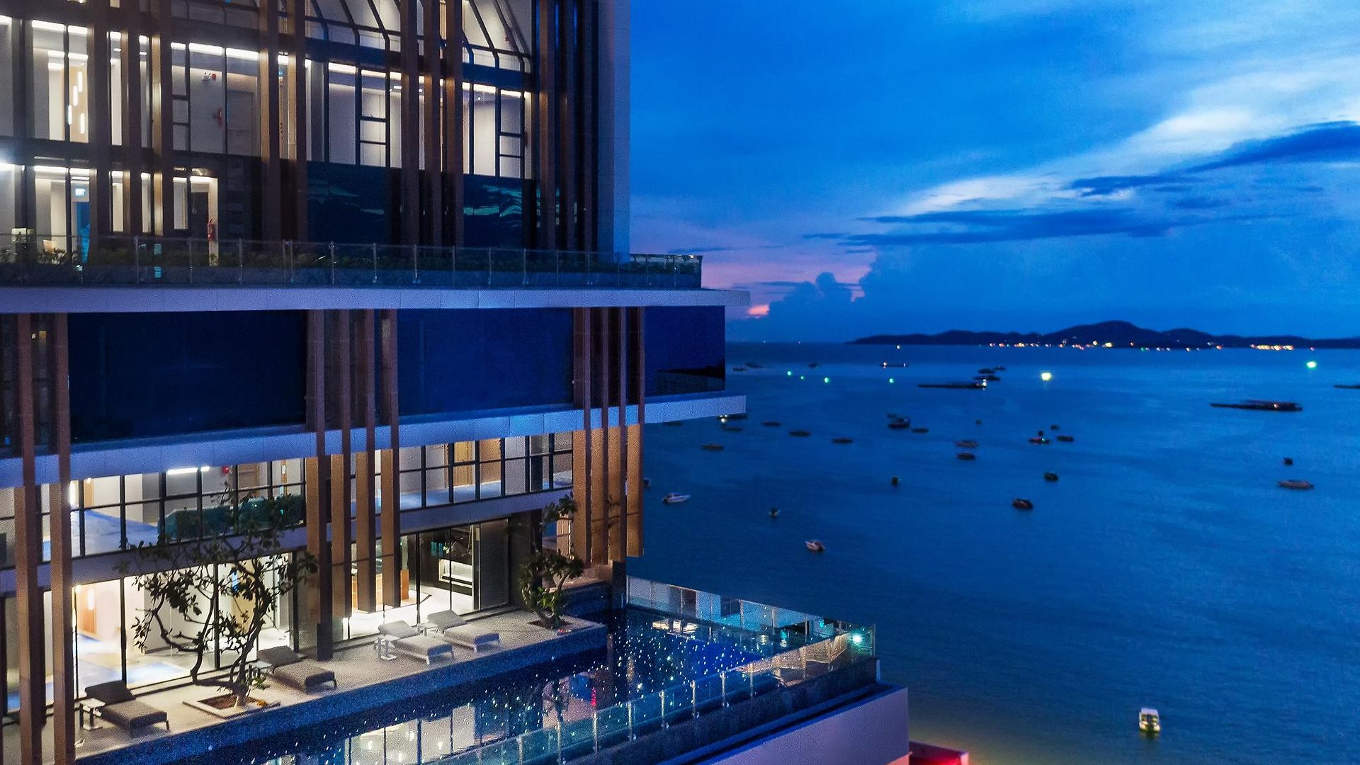 โรงแรม Mytt 5*