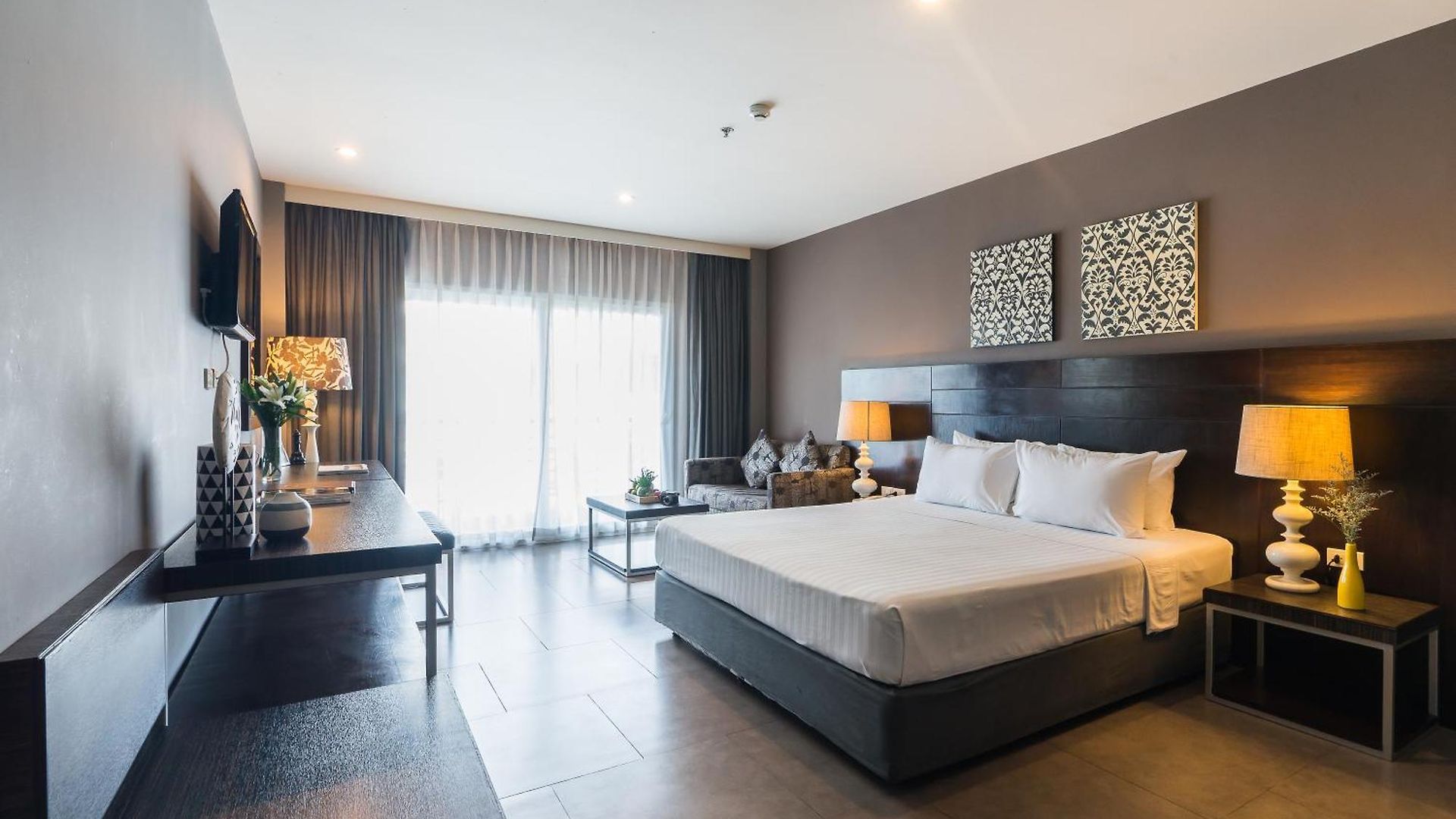 โรงแรม ซีมีสปริงโฺฮเทล Pattaya